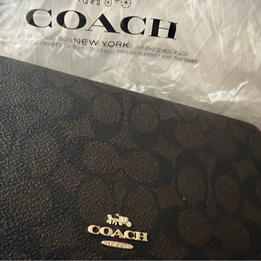 COACH NWT Anna Brown Signature Crossbody with Red Strap